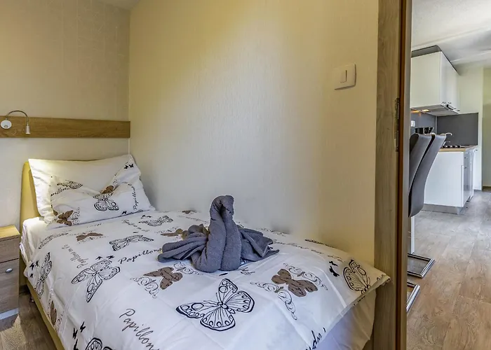 Mobile Superior-11 By Interhome Будинок відпочинку Пула