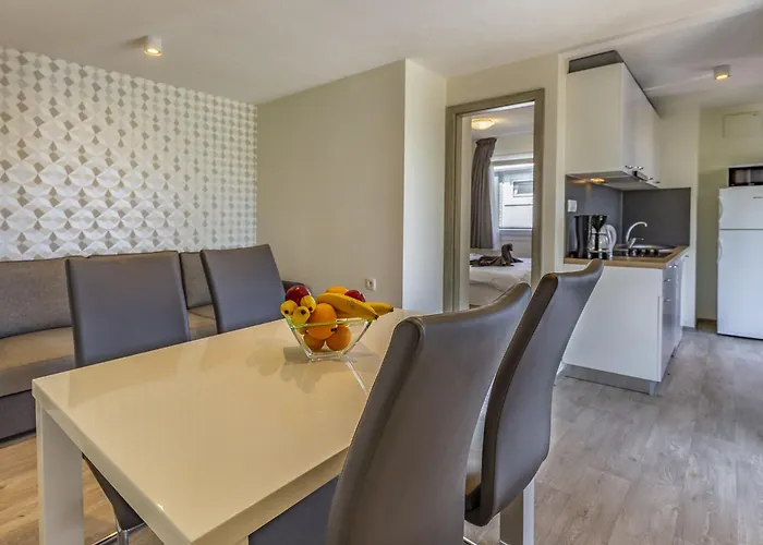 Mobile Superior-11 By Interhome Пула