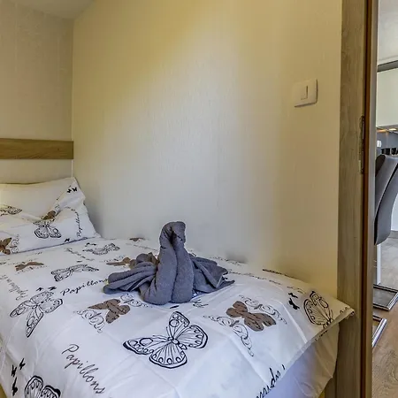 Mobile Superior-11 By Interhome Prázdninový dům Pula