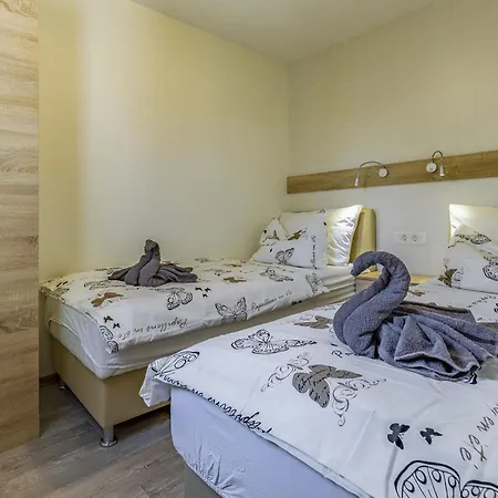 Prázdninový dům Mobile Superior-11 By Interhome *
